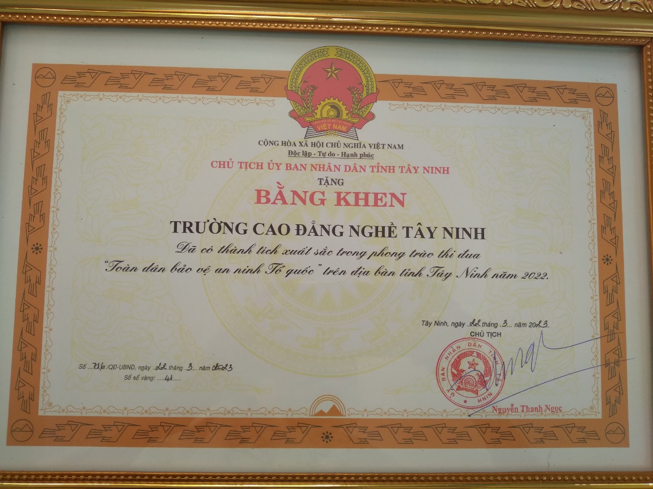 Trường Cao đẳng nghề Tây Ninh nhận Bằng khen của Chủ tịch UBND tỉnh Tây Ninh năm 2022